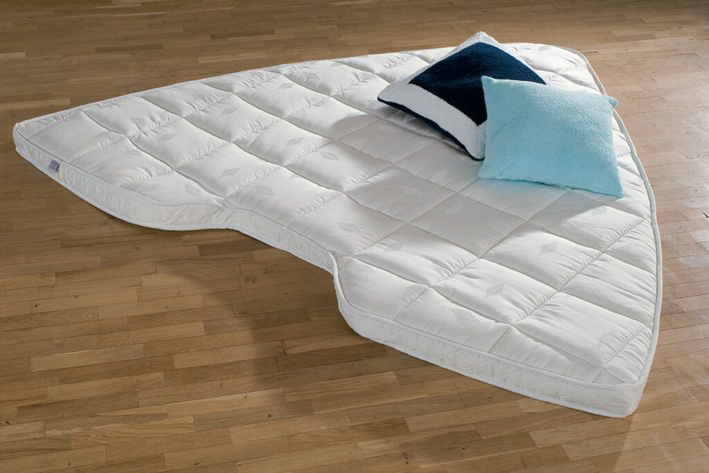 Grenadine – Topper – Victoria Yachting